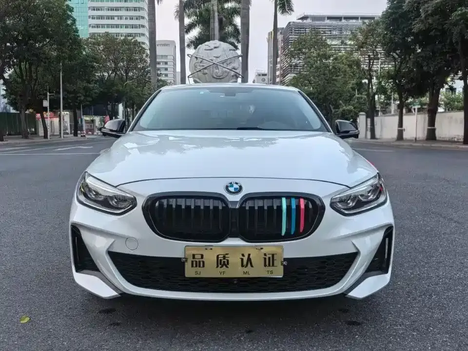 BMW 1 Series 2021 из CN, фото 1