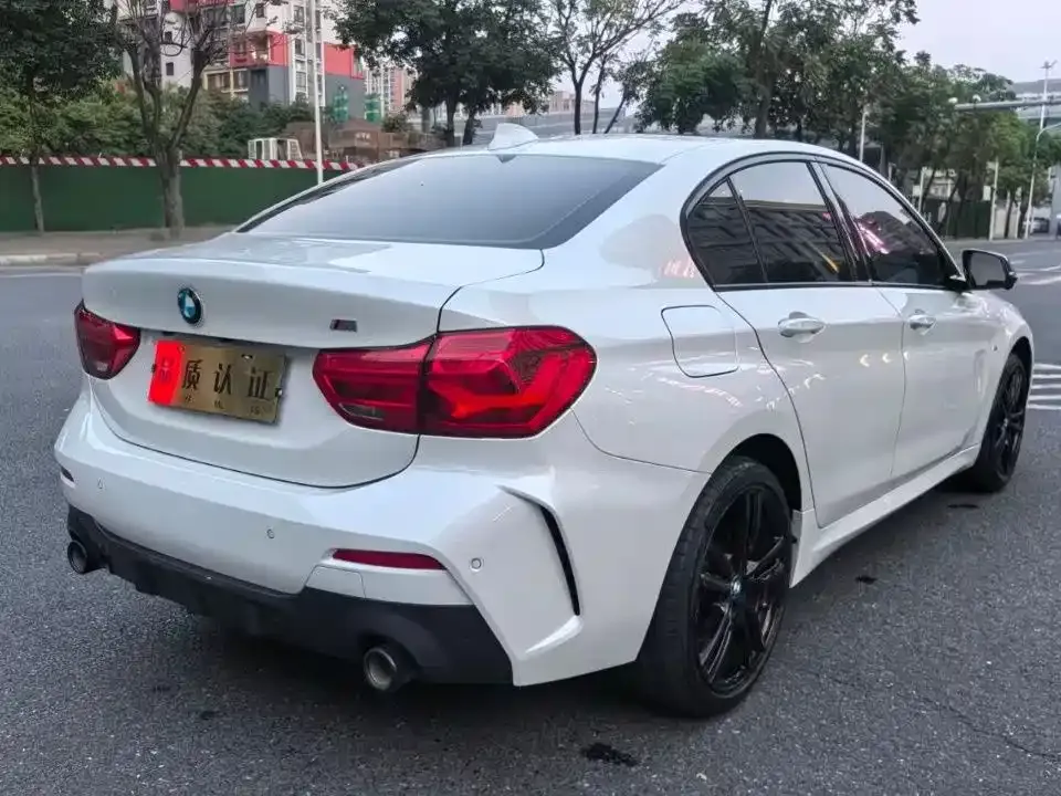 BMW 1 Series 2021 из CN, фото 9