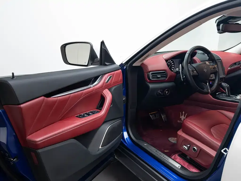 Maserati Levante 2021 из CN, фото 8