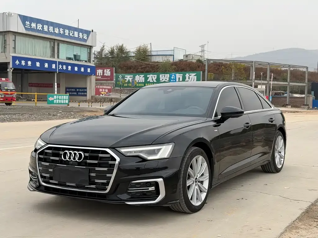 Audi A6L 2023 из CN, фото 1