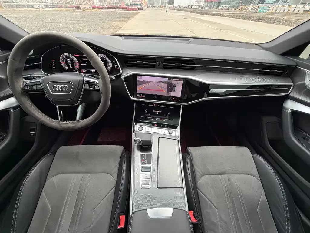 Audi A6L 2023 из CN, фото 10