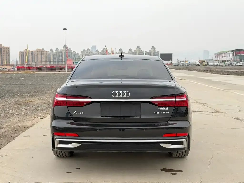 Audi A6L 2023 из CN, фото 5