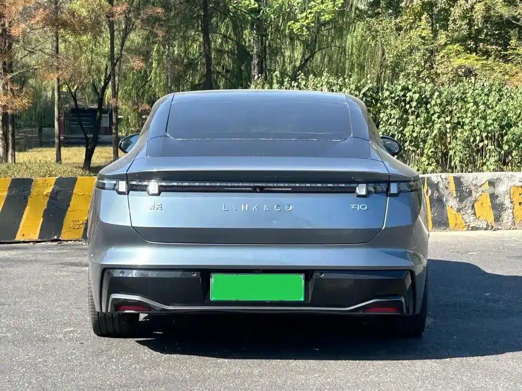 Lynk & Co Z10 2024 из CN, фото 6