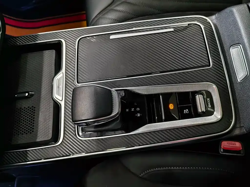 Hongqi HS5 2023 из CN, фото 5