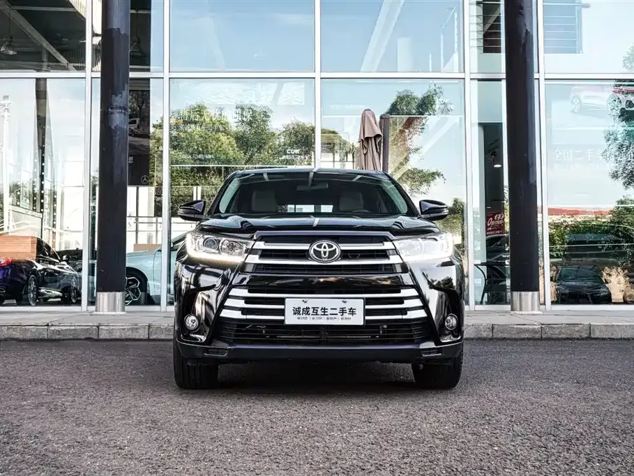 Toyota Highlander 2021 из CN, фото 2