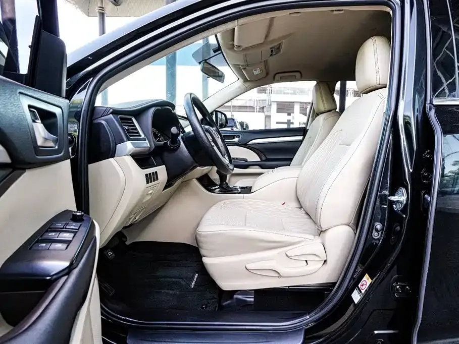 Toyota Highlander 2021 из CN, фото 8