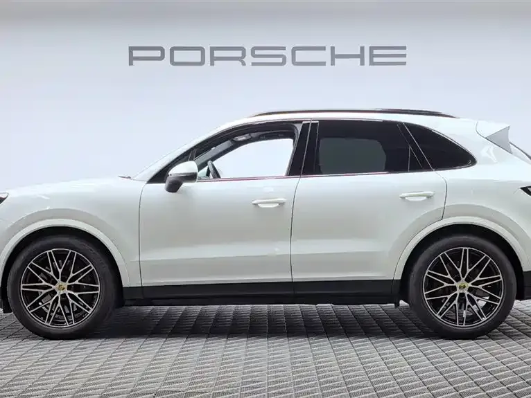Porsche Cayenne — фото 4