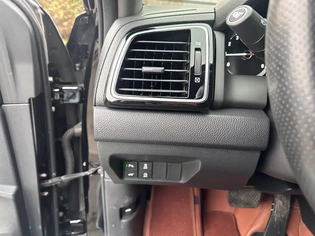 Honda UR-V 2022 из CN, фото 8