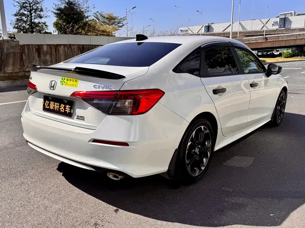 Honda Civic 2024 из CN, фото 4