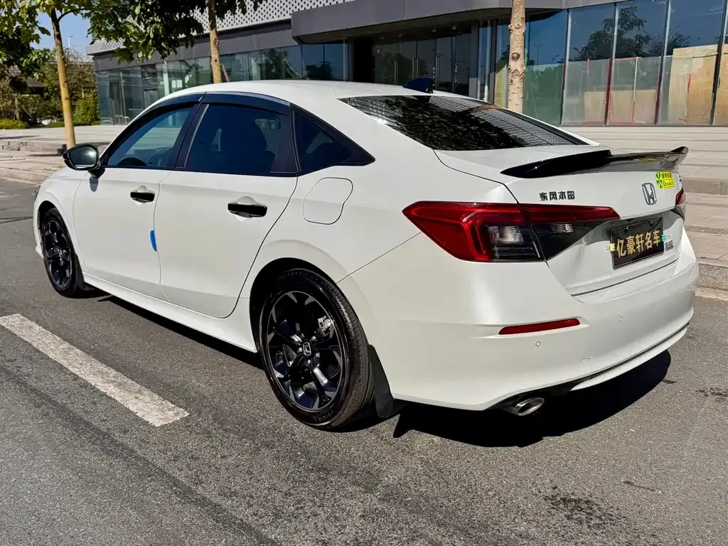 Honda Civic 2024 из CN, фото 6