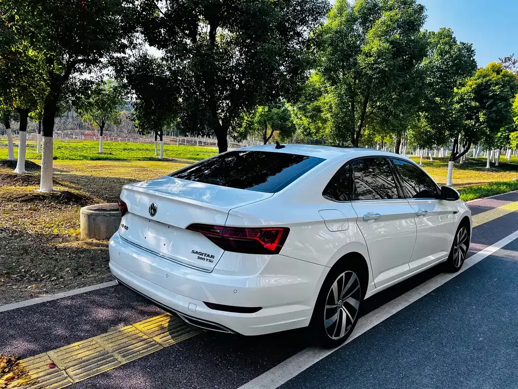 Volkswagen Sagitar 2021 из CN, фото 4