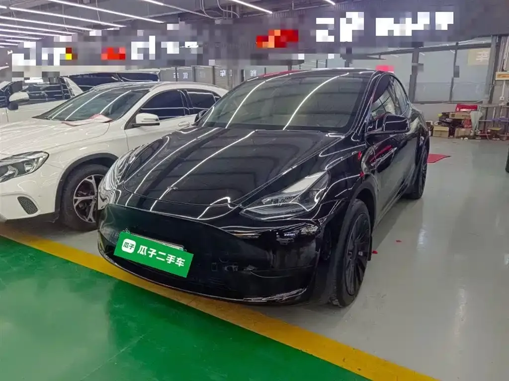 Tesla Model Y 2023 из CN, фото 2