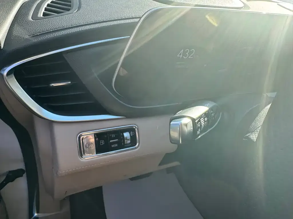 Buick GL8 Hybrid 2025 из CN, фото 10