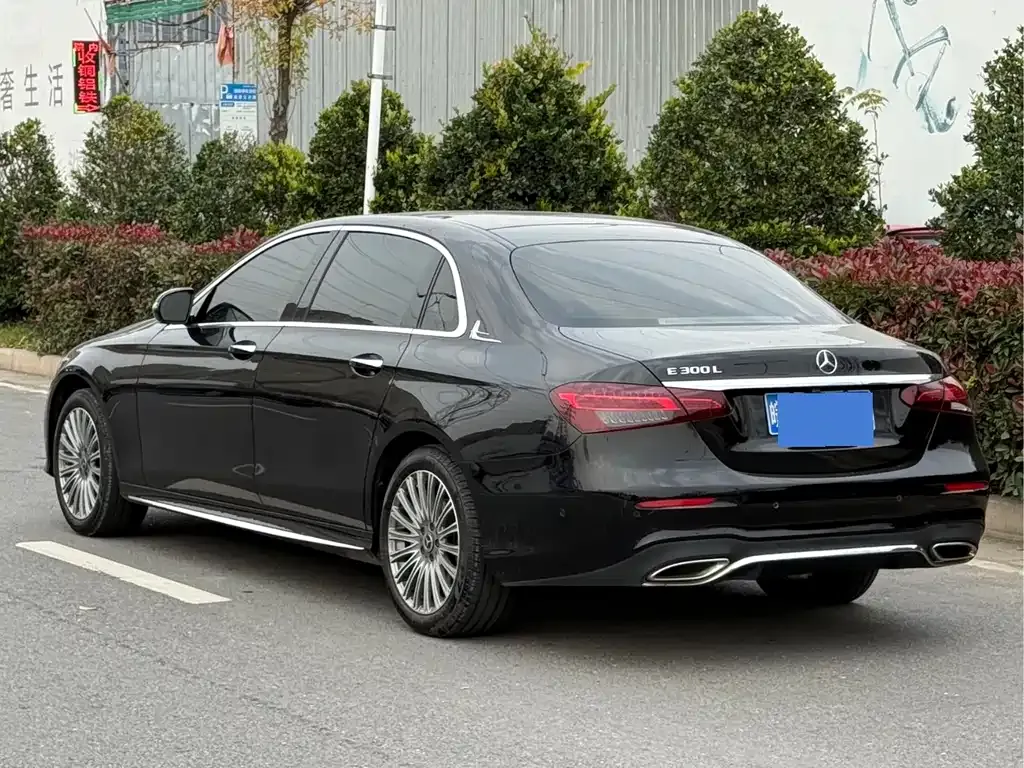 Mercedes-Benz E-Class 2021 из CN, фото 3