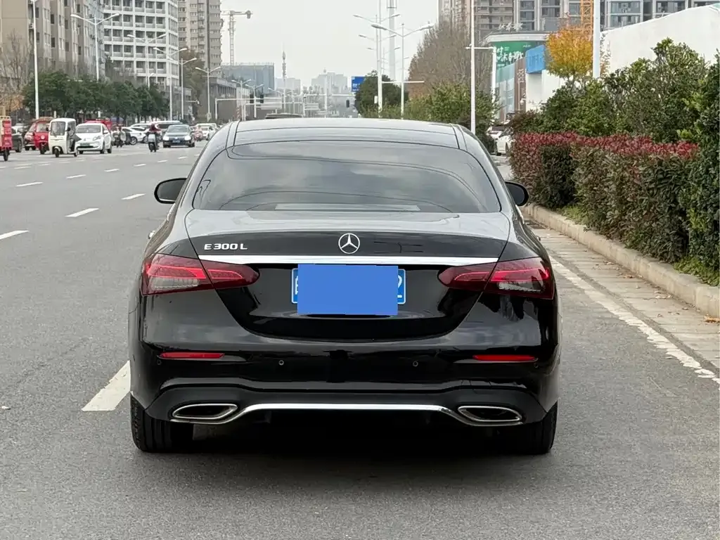 Mercedes-Benz E-Class 2021 из CN, фото 4