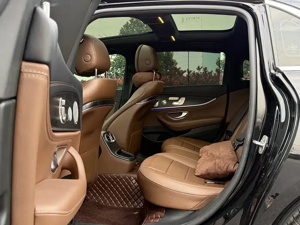 Mercedes-Benz E-Class 2021 из CN, фото 7