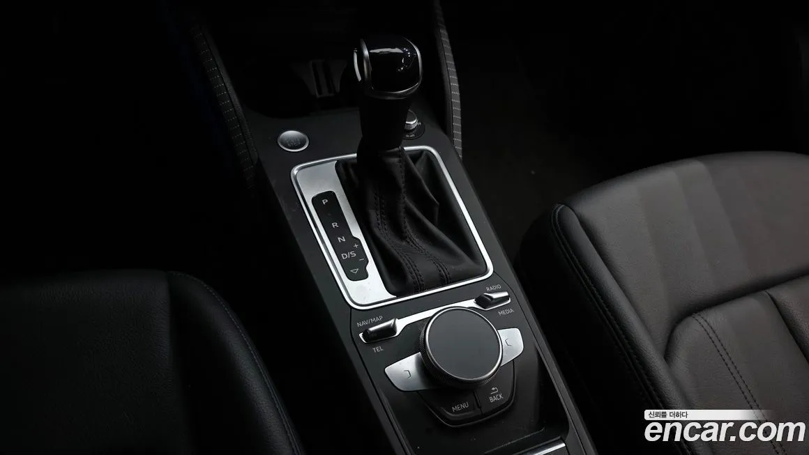 Audi Q2 2023 из KR, фото 9