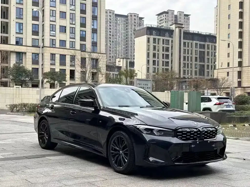 BMW 3 Series 2023 из CN, фото 3