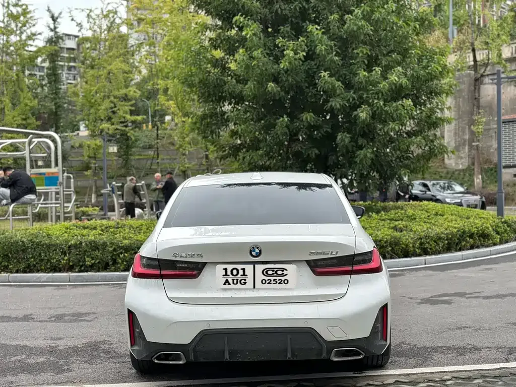 BMW 3 Series 2022 из CN, фото 3