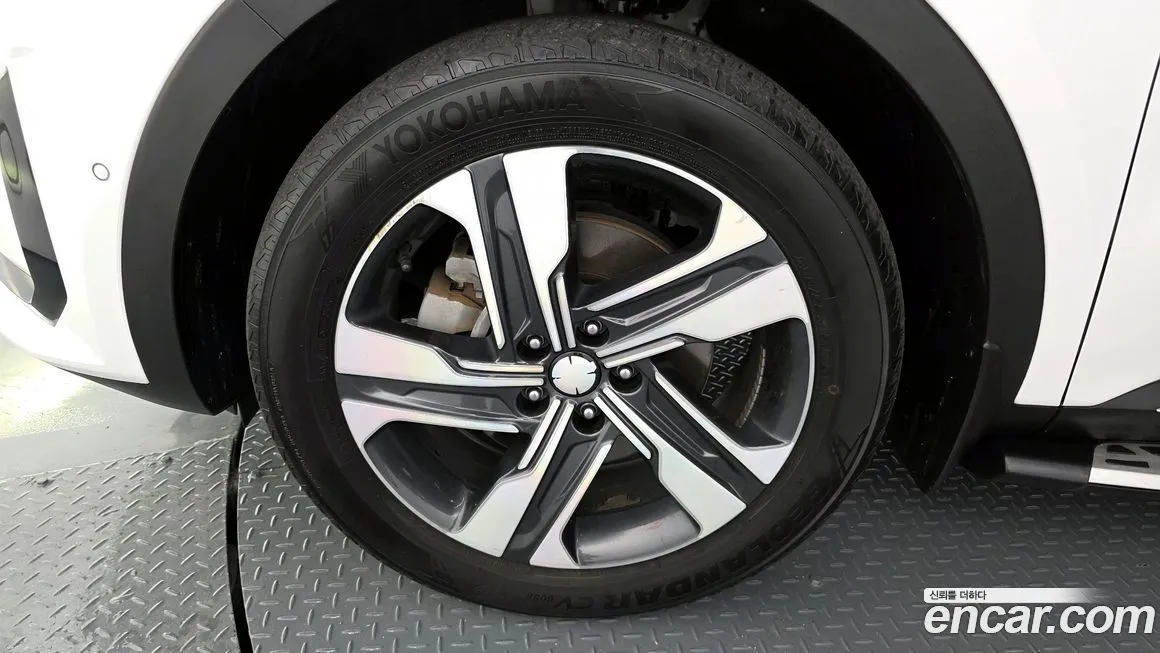 Kia Sorento — фото 5