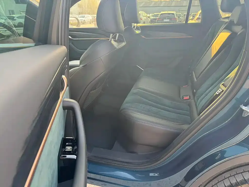 Geely Xingyue L 2021 из CN, фото 6
