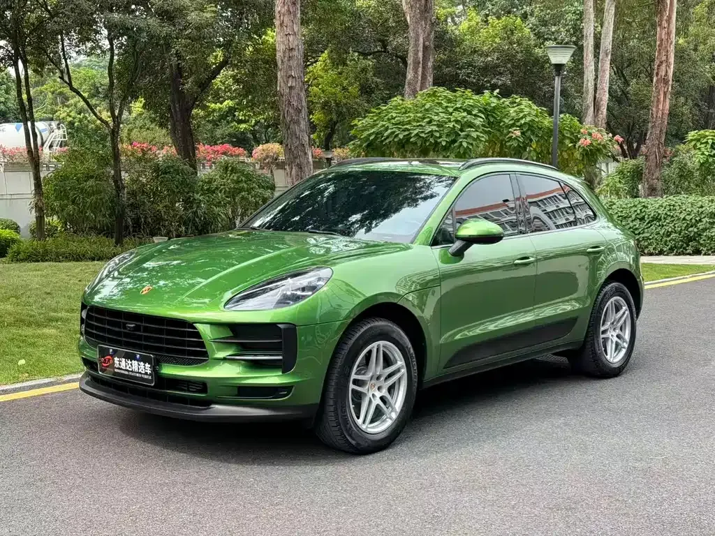 Porsche Macan — фото 1