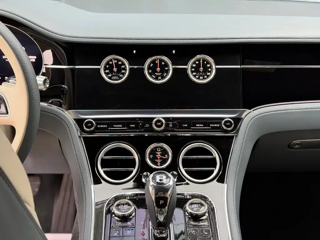 Bentley Continental 2021 из CN, фото 10