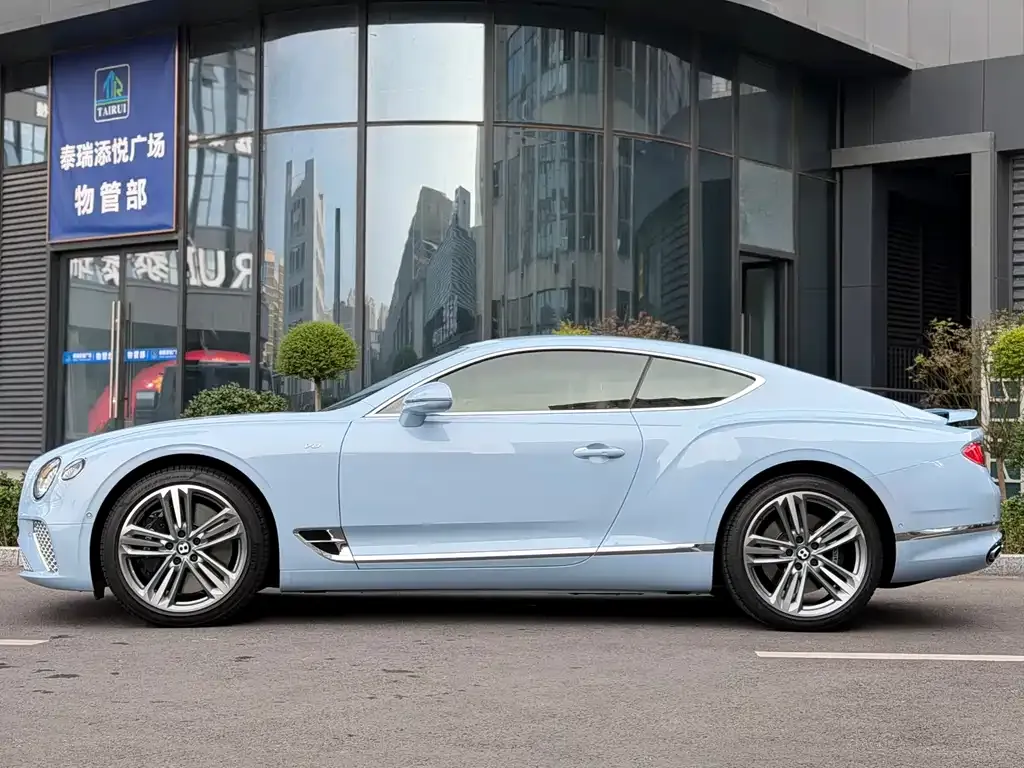Bentley Continental 2021 из CN, фото 5