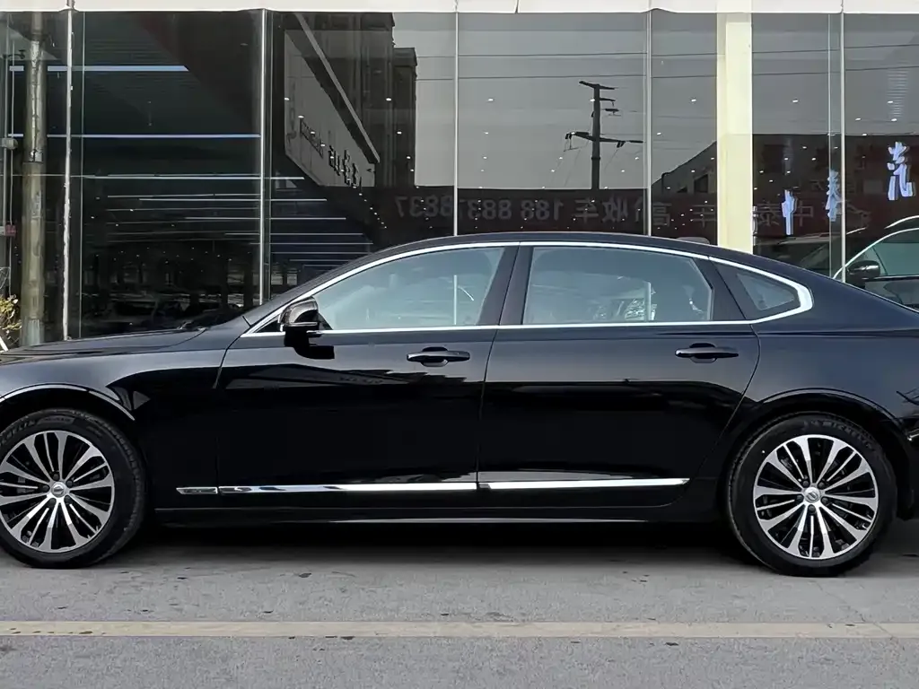 Volvo S90 — фото 3