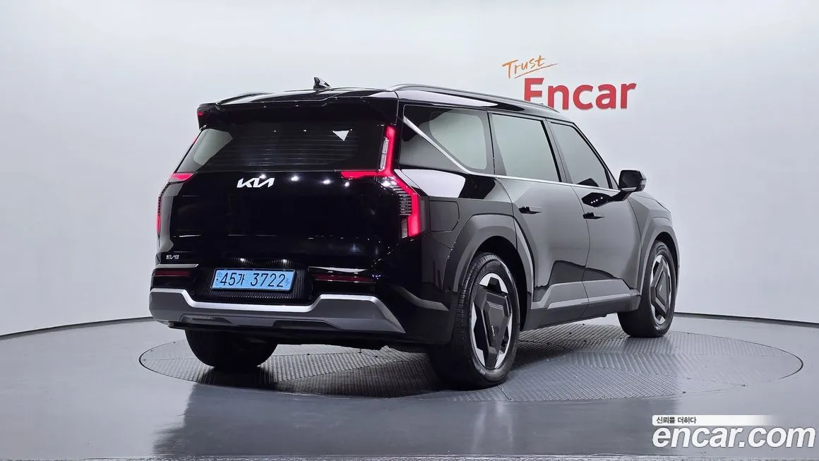 Kia EV9 2024 из KR, фото 2