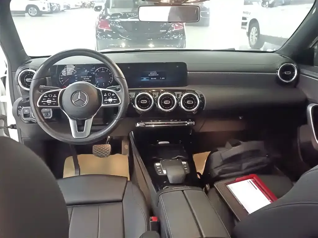 Mercedes-Benz A-Class 2021 из CN, фото 10