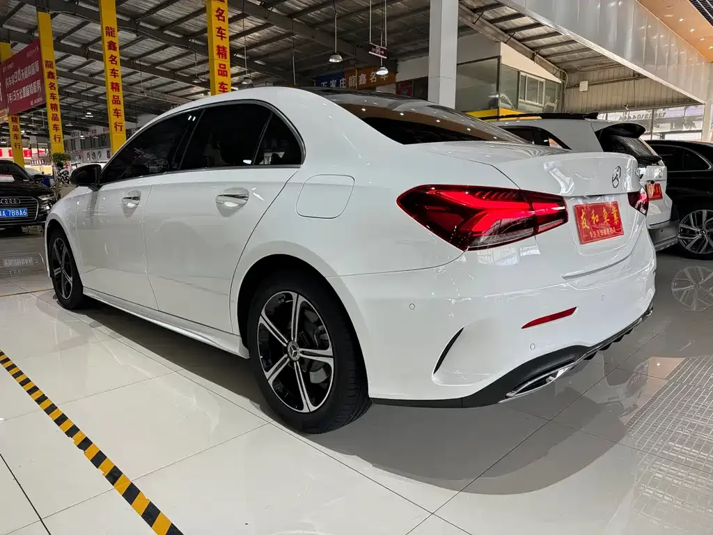 Mercedes-Benz A-Class 2023 из CN, фото 10
