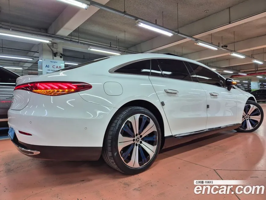 Mercedes-Benz EQS 2023 из KR, фото 3