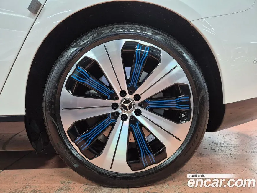 Mercedes-Benz EQS 2023 из KR, фото 6