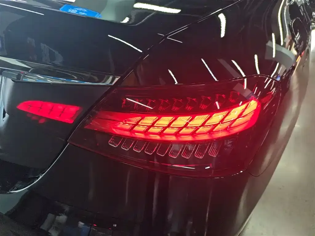 [object Object] E-Class 2022 из CN, фото 8