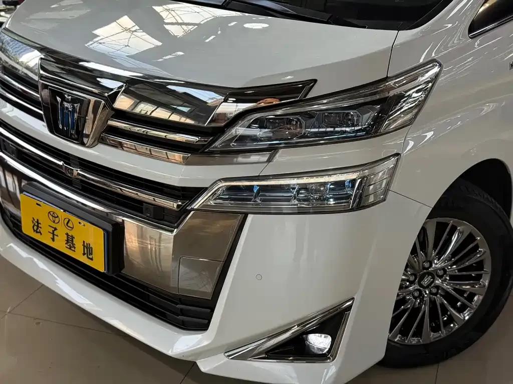 Toyota Vellfire 2022 из CN, фото 5