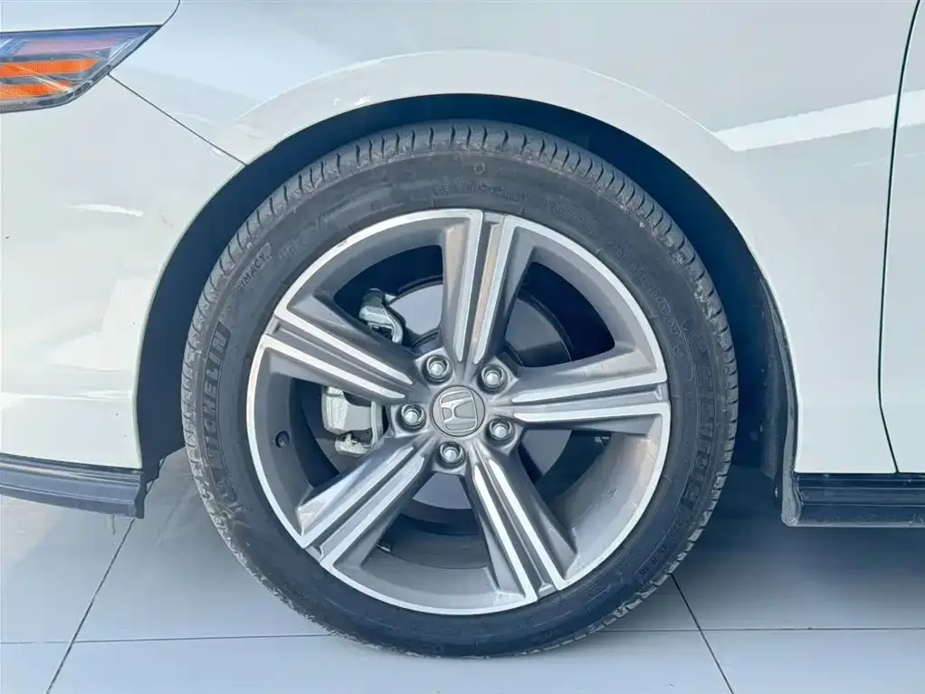 Honda Accord 2023 из CN, фото 10