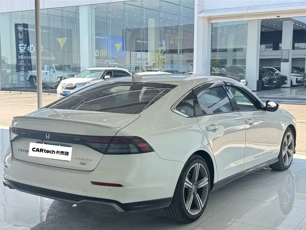 Honda Accord 2023 из CN, фото 8