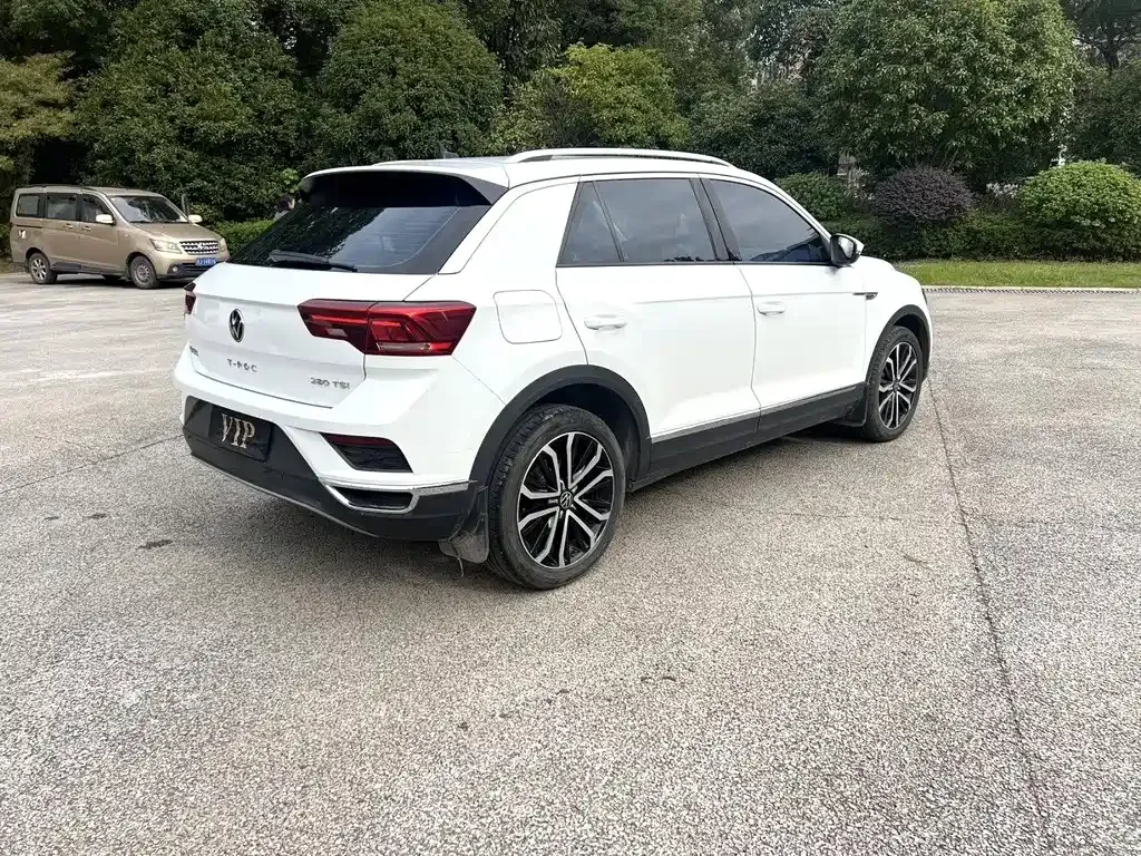Volkswagen T-Roc 2023 из CN, фото 5