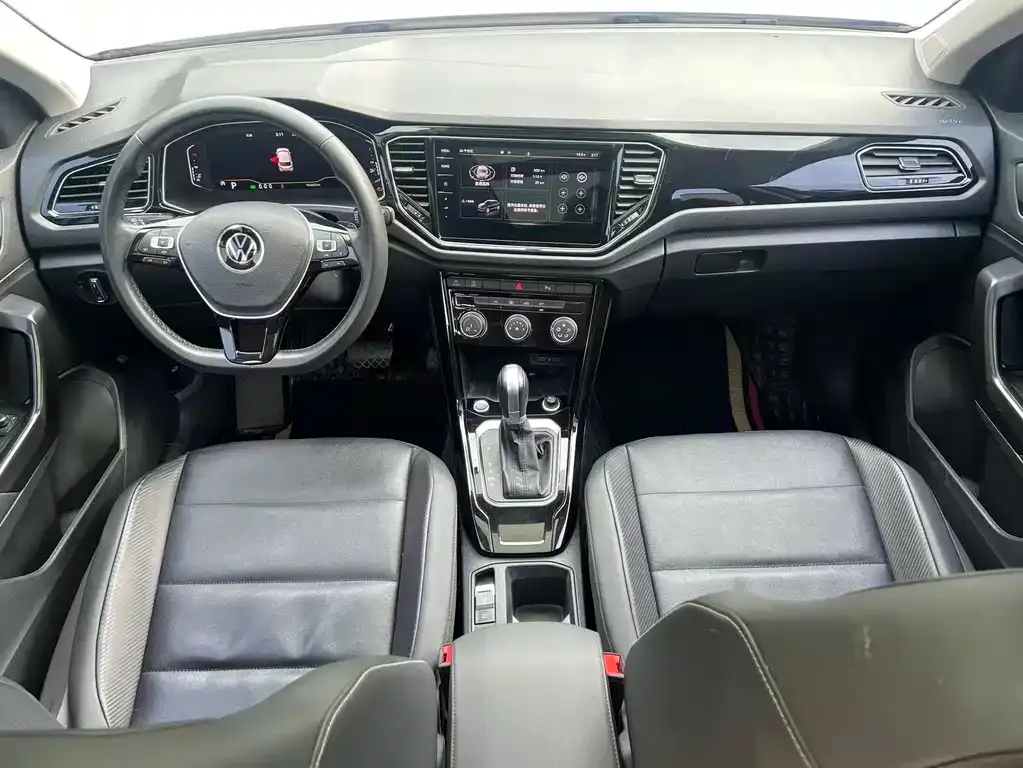 Volkswagen T-Roc 2023 из CN, фото 6