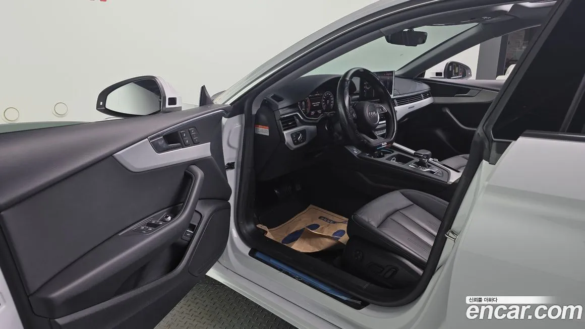 Audi A5 2023 из KR, фото 10