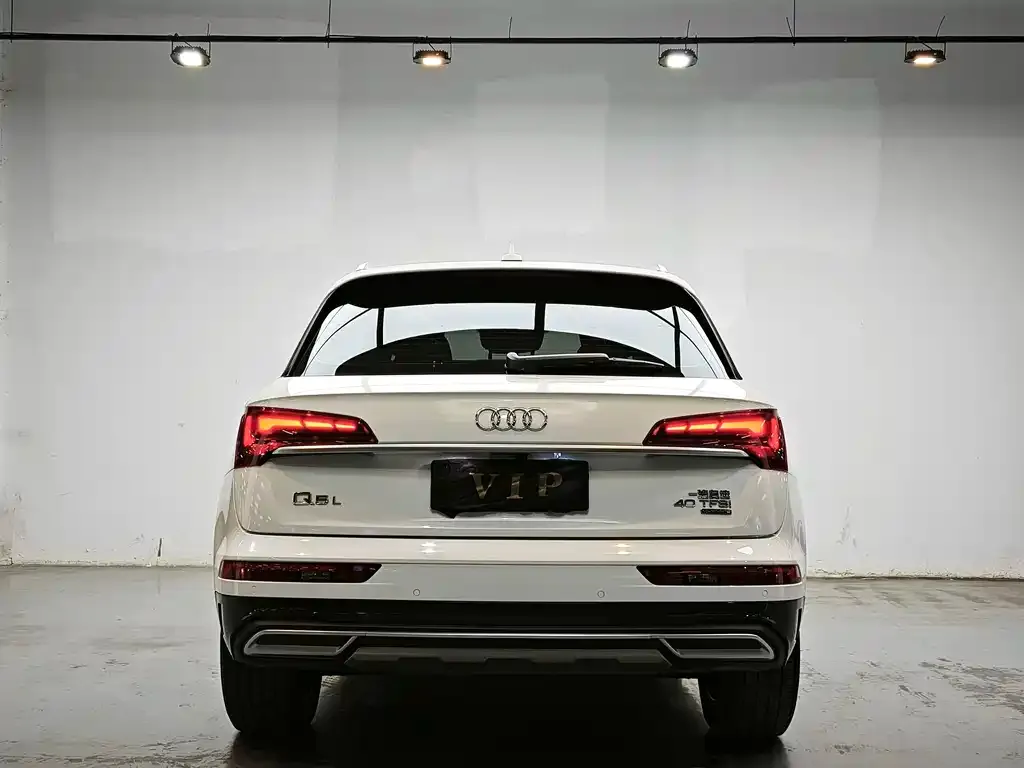 Audi Q5L 2021 из CN, фото 3