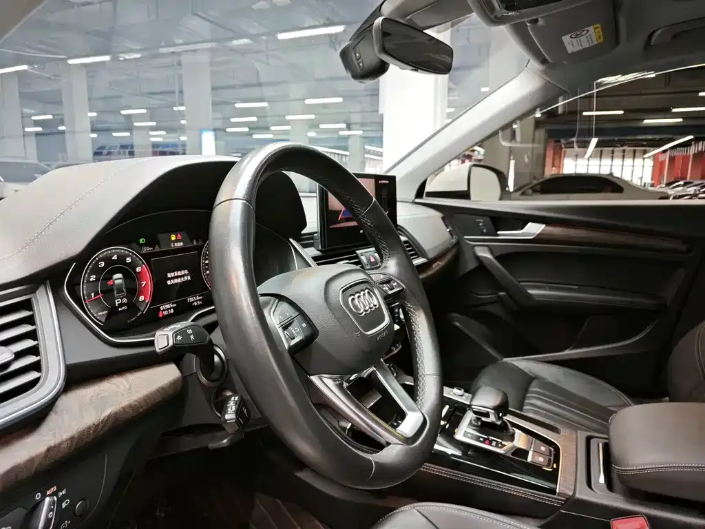 Audi Q5L 2021 из CN, фото 8