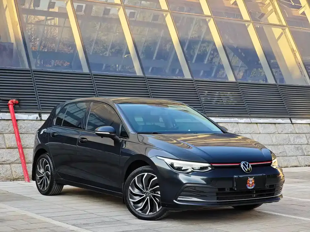 Volkswagen Golf 2022 из CN, фото 3