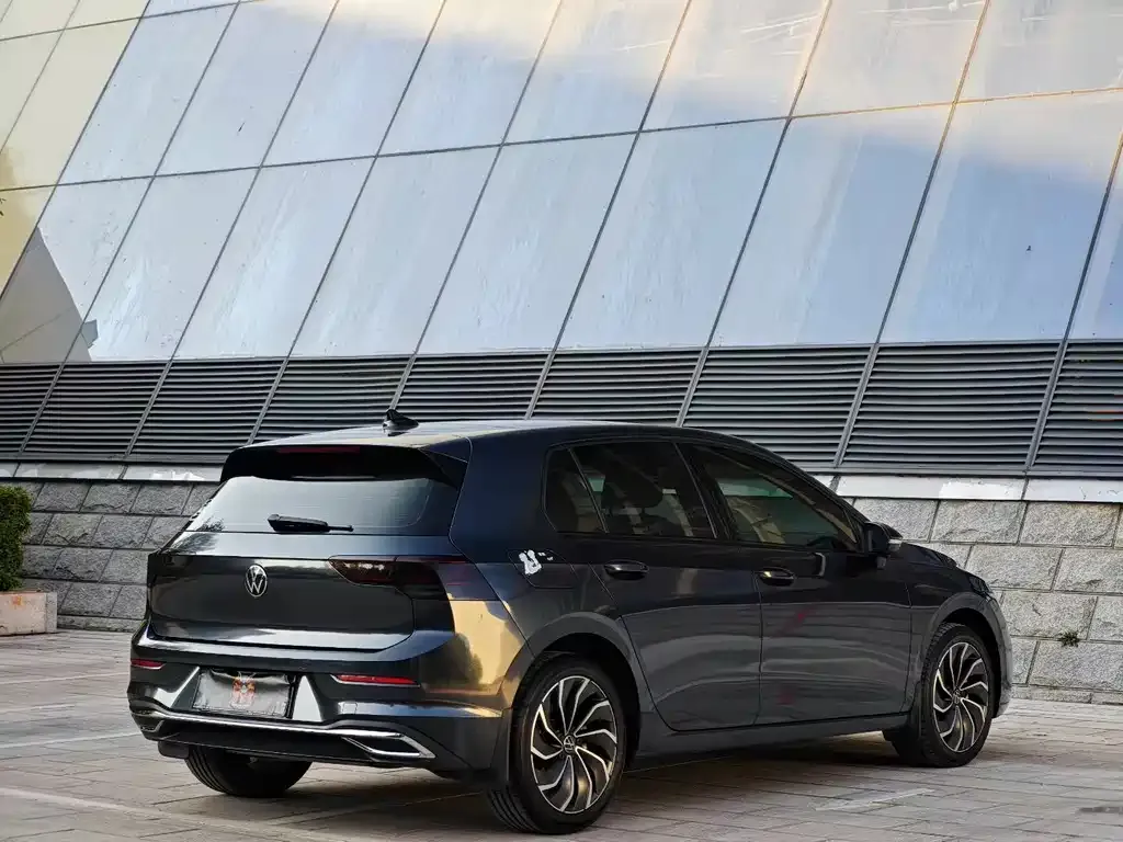 Volkswagen Golf 2022 из CN, фото 6