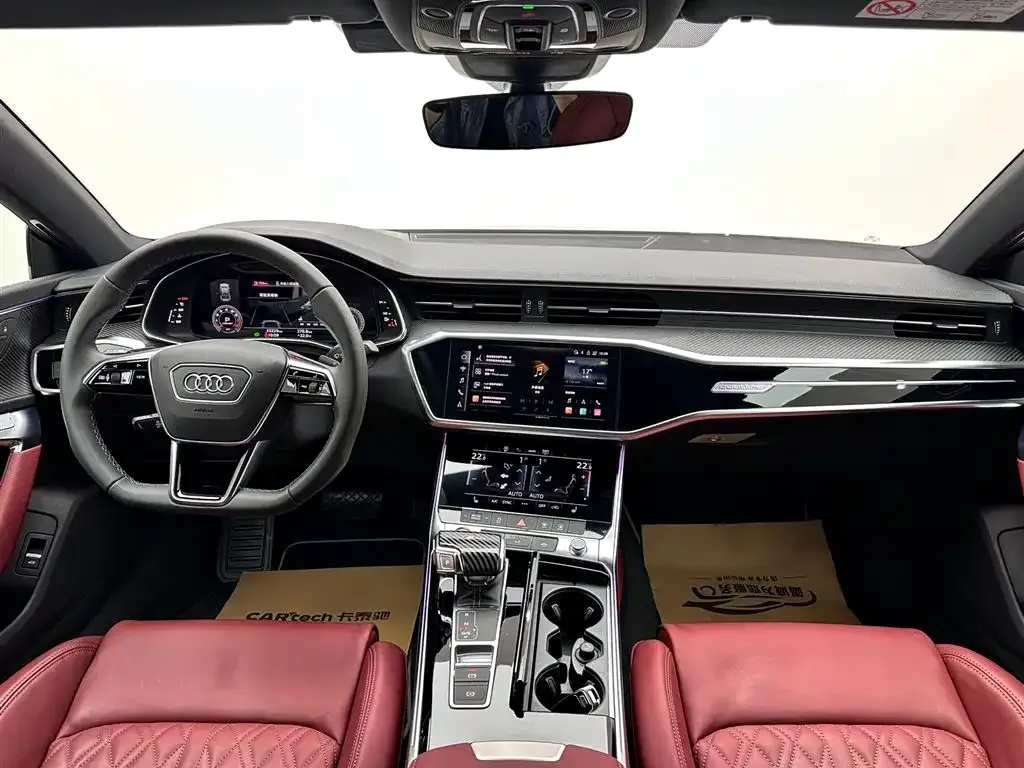 Audi A7L — фото 10