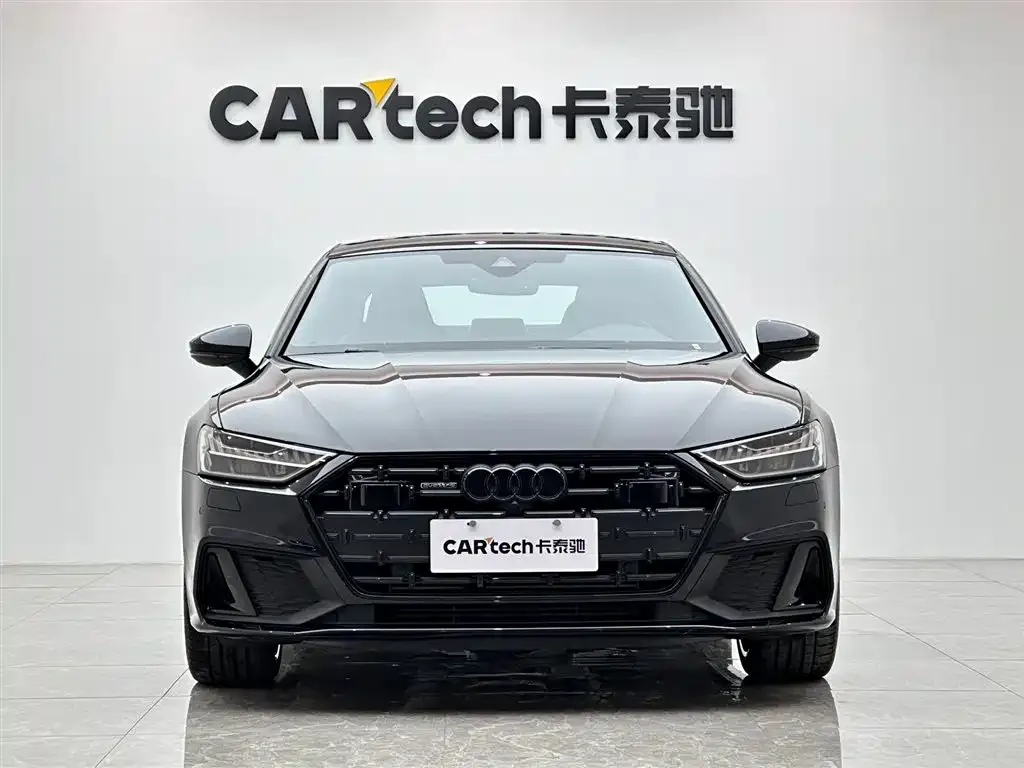 Audi A7L — фото 7