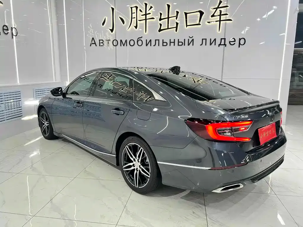 Honda Accord — фото 3