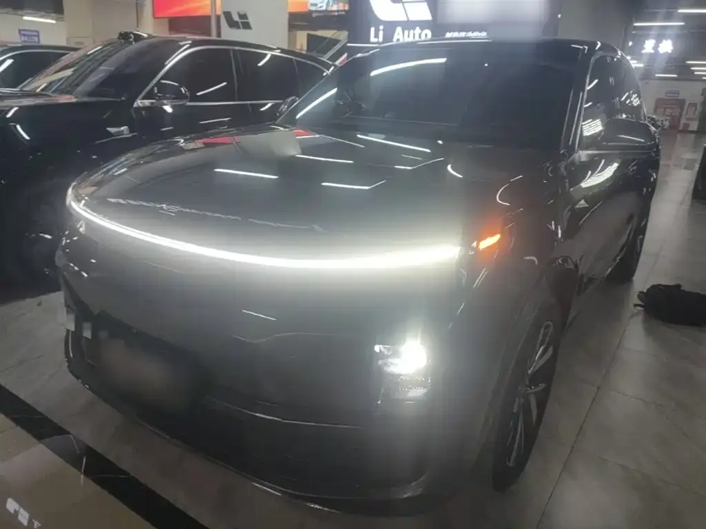 Li Auto L8 2022 из CN, фото 2