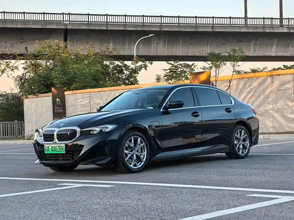 BMW i3 2024 из CN, фото 1